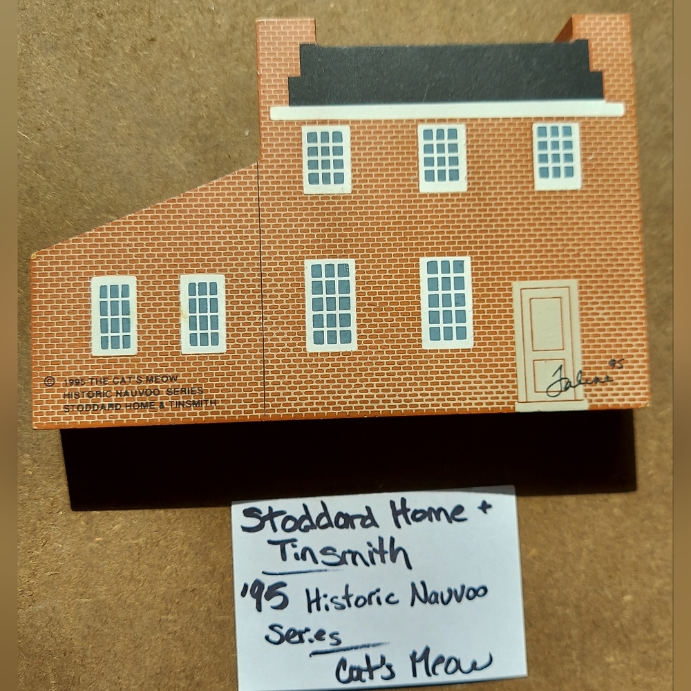 Stoddard Home and Tinsmith _ Nauvoo, IL _ 1995 _ Cat's Meow Village - Picture 3 of 3